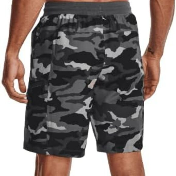 NWT Small Under Armour Men’s UA Elite Cargo Printed Shorts – Black/Gray Camo - Picture 2 of 2